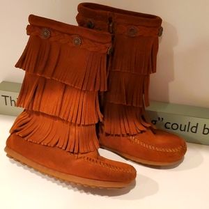Suede fringe boots